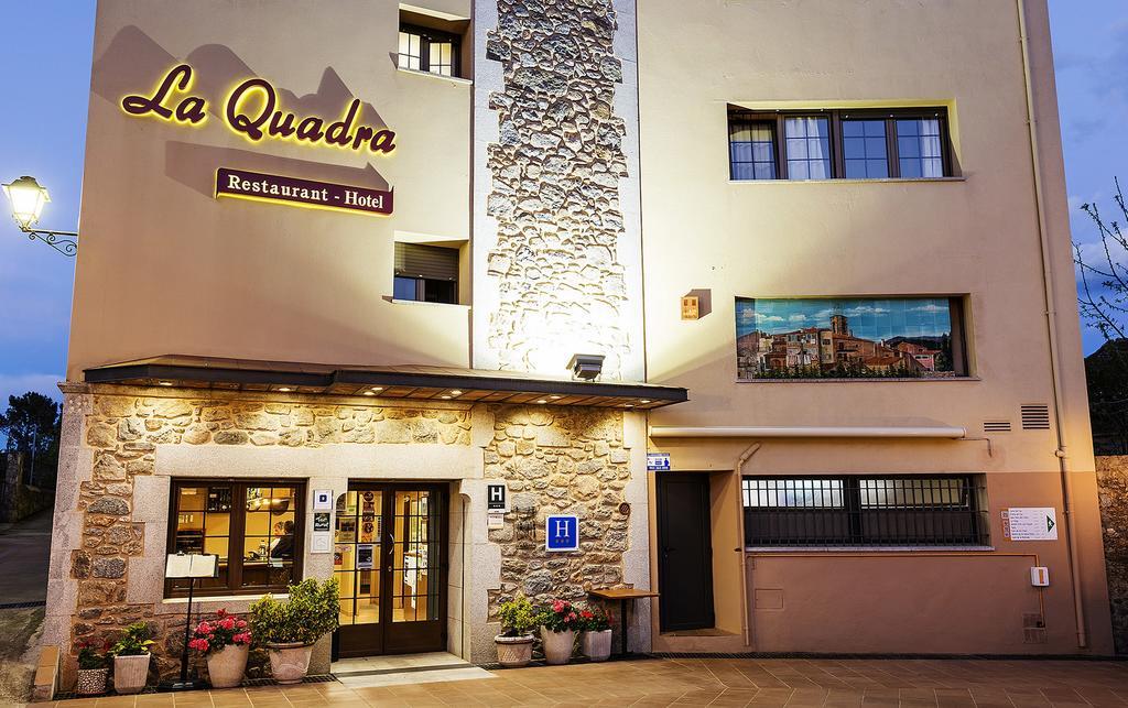 Hotel-Restaurante La Quadra Macanet De Cabrenys Luaran gambar